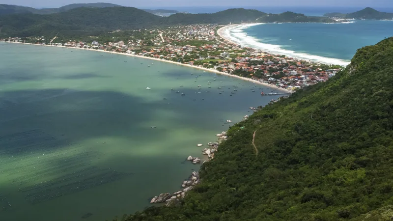 Apartamentos à venda em Bombinhas - SC