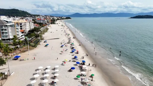 Praia de Canasvieiras, Florianópolis