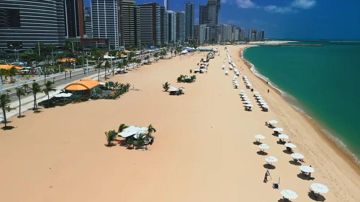 Praia do Meireles, em Fortaleza (CE)